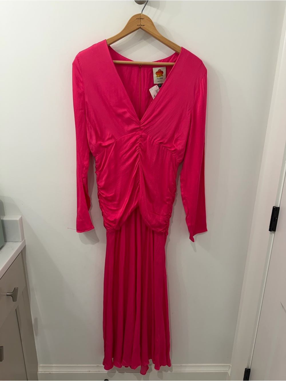 NWT FARM RIO Pink Long Sleeve Ruched Waist Midi Dress - Picture 7 of 10